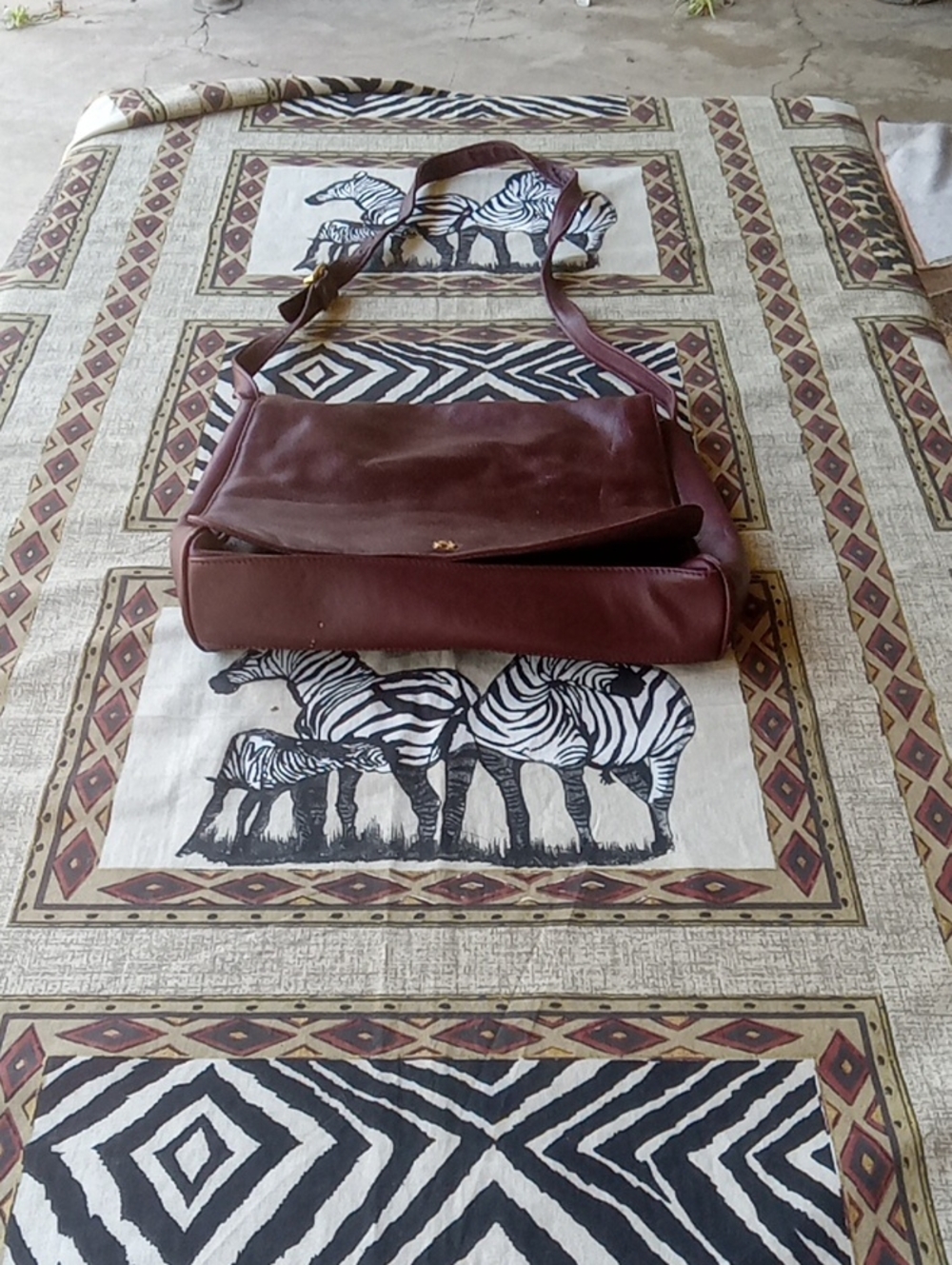 DARK BURGUNDY ETIENNE AIGNER PURSE